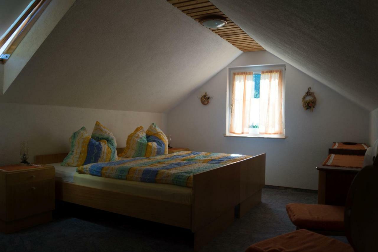 Ferienhaus Fischer クロルト・ゴーリッシュ エクステリア 写真